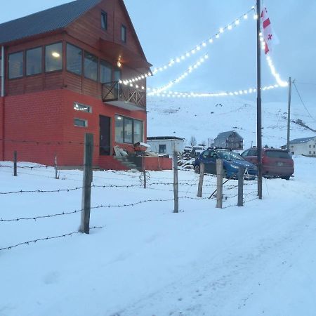 Family Hotel Mtamta Goedaoeri Buitenkant foto